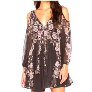 NWOT Free People mini babydoll style flowy floral dress.